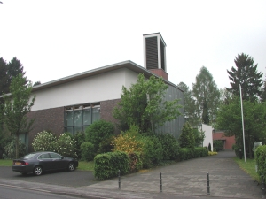 Evangelisches Gemeindezentrum, Schleckheimer Str. 12-16, von der Strassenseite gesehen